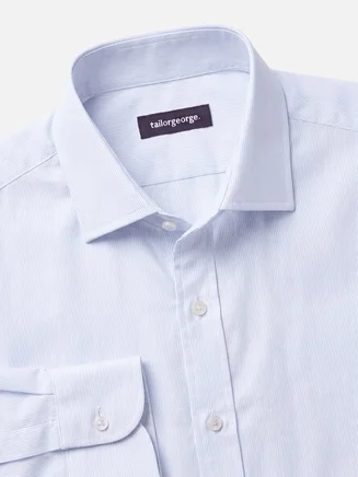 Gemakkelijk te strijken hemelsblauw gestreept poplin overhemd