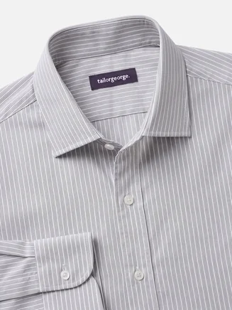 Lichtgrijs gestreept poplin overhemd